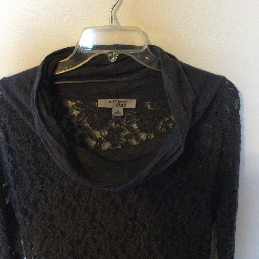 Ruff Hewn Grey Elegant  BOHO Lace Cowl Neck Lace Top Size Large - Picture 3 of 7